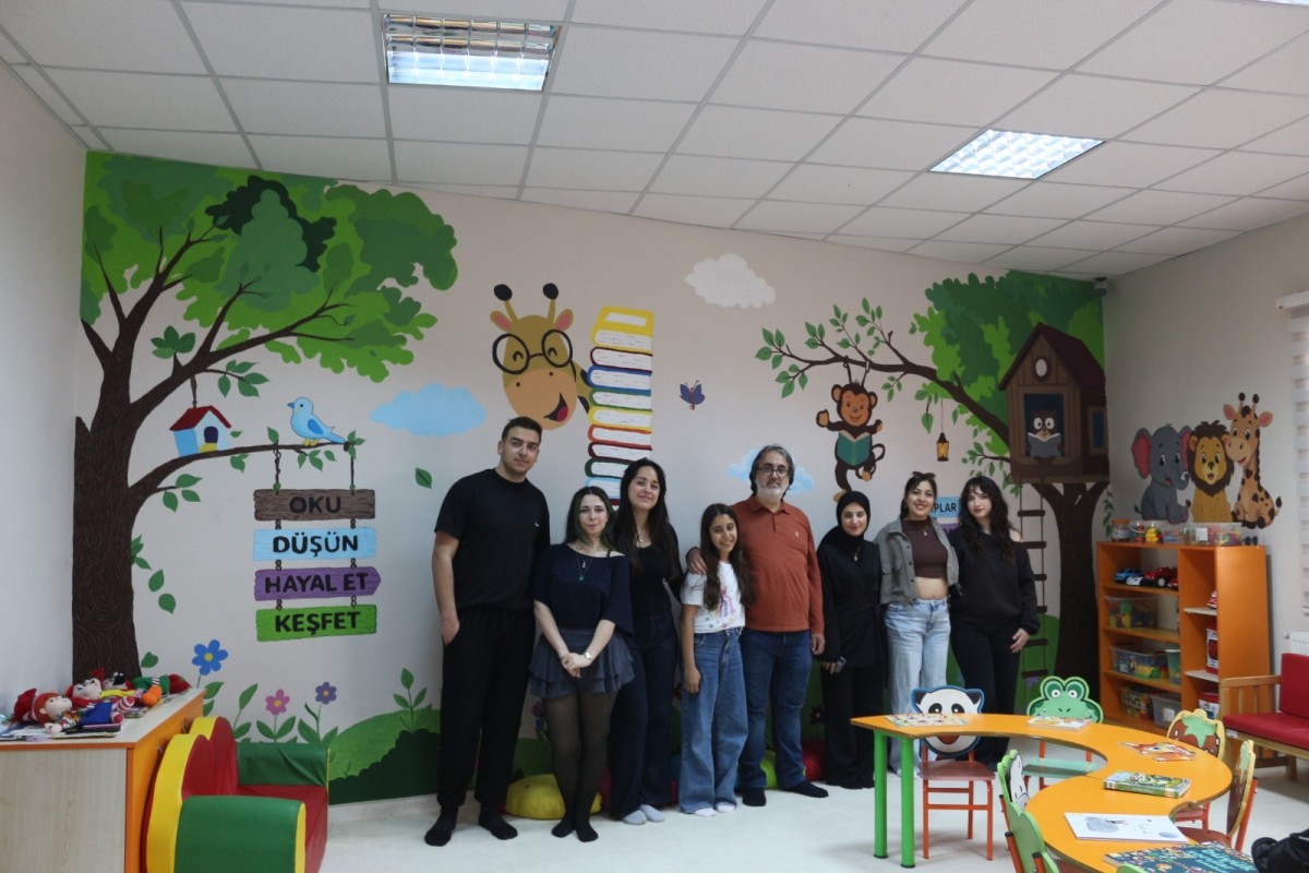 Üniversiteli Gençlerden Miniklere Kitap Sevgisini Güçlendiren Proje