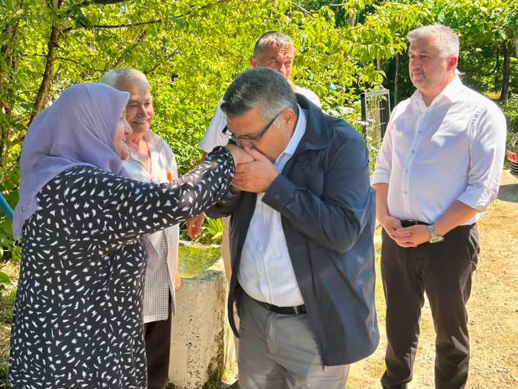 Vali Özarslan'dan Gürsökü'nde Şehit Ailesine Anlamlı Ziyaret